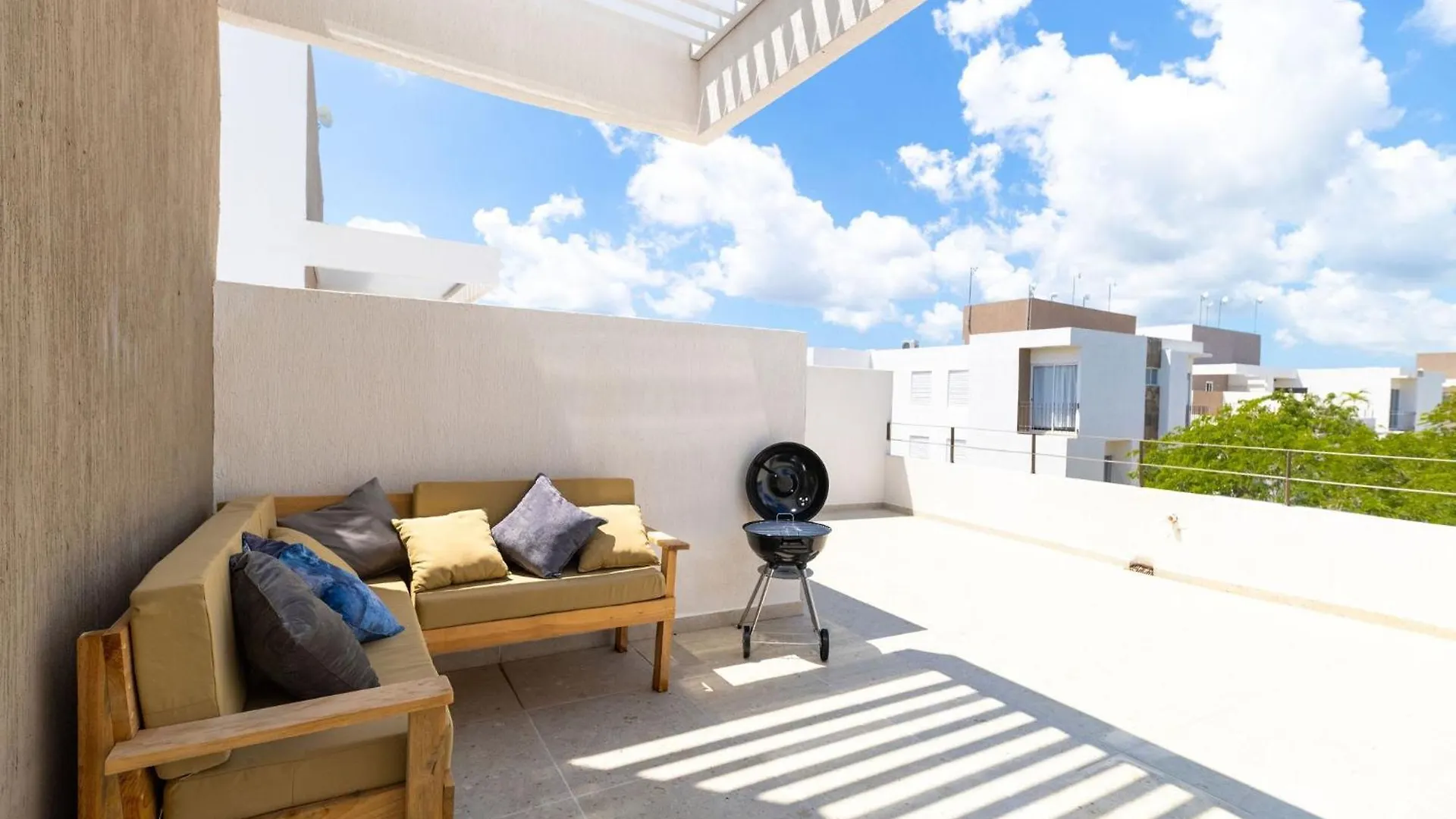 Espacio Yuca Con Rooftop Privado, Alberca, Parking, Tren Maya Cercano 普拉亚卡门